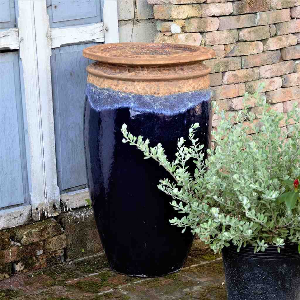 Majestic water ceramic jar fountain with a glossy black with textured top