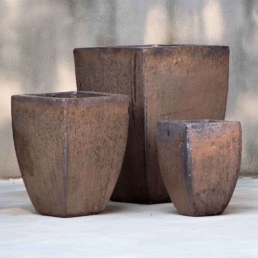 Tapered ceramic planters in a weathered earthy brown finish
