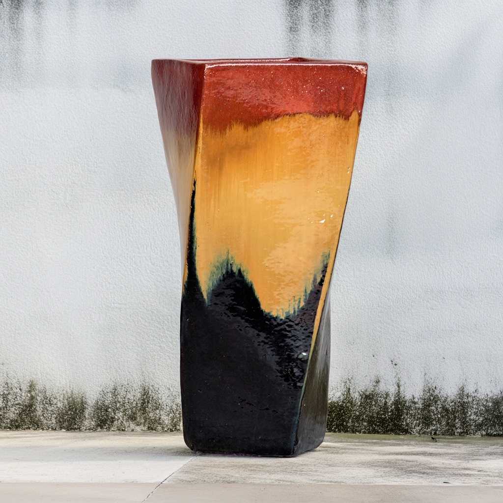 Wholesale Modern twist planter in black, orange and red
