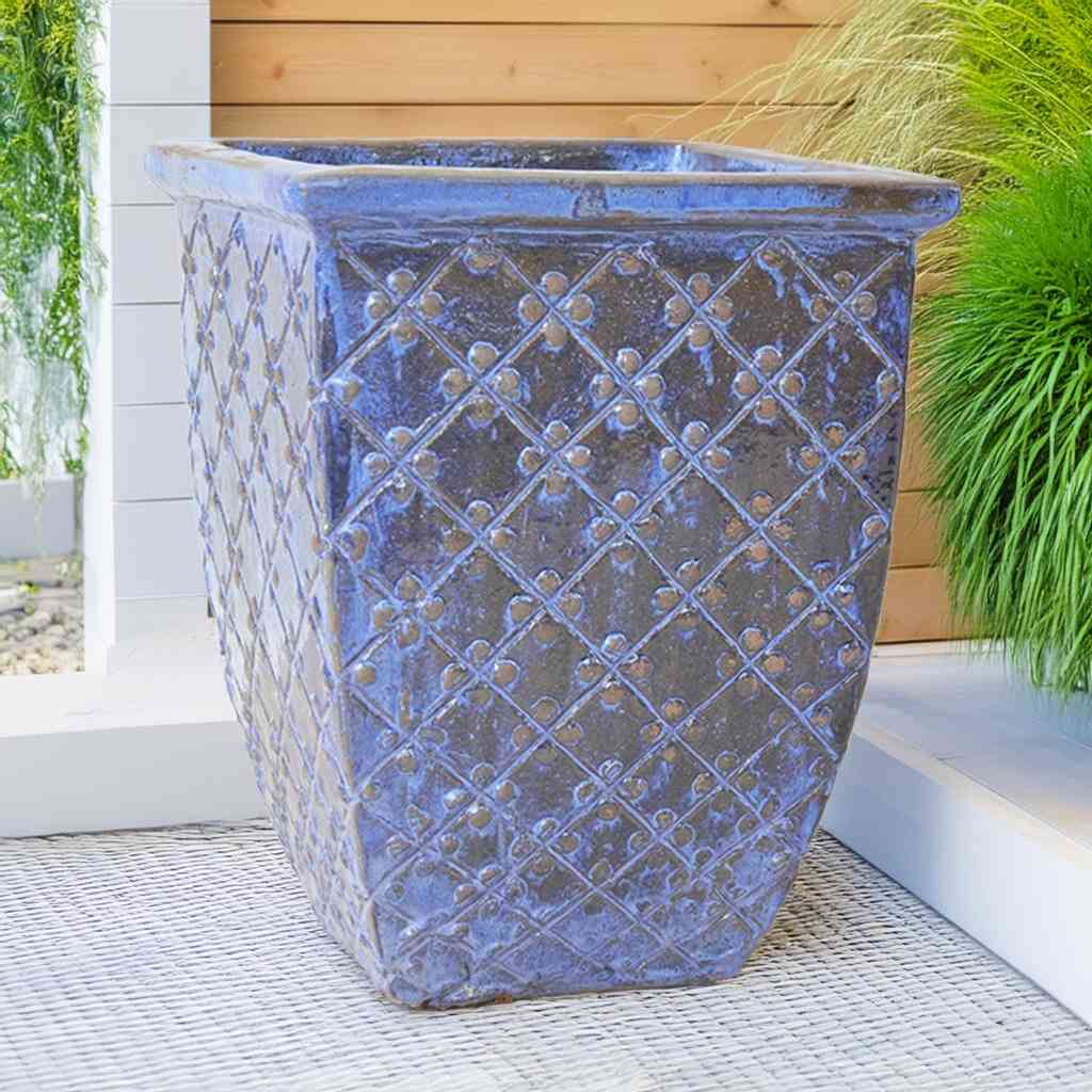 8539 Geometric Lattice Tall Planter Set