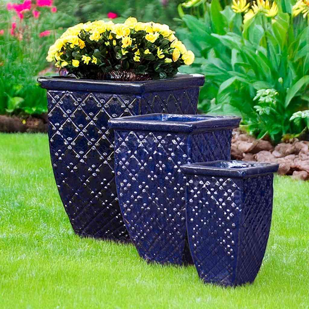 8539 Geometric Lattice Tall Planter Set