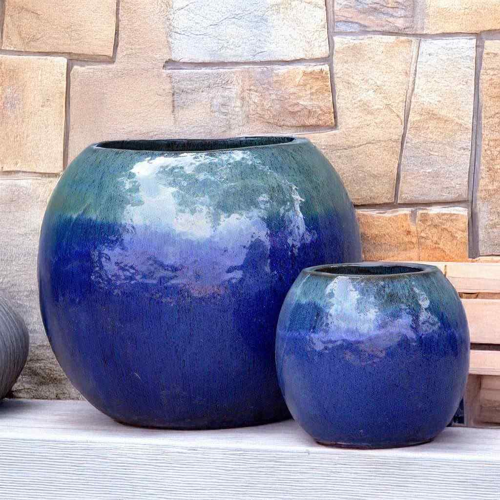 8564 Lustrous Globe Planter - Set of 2