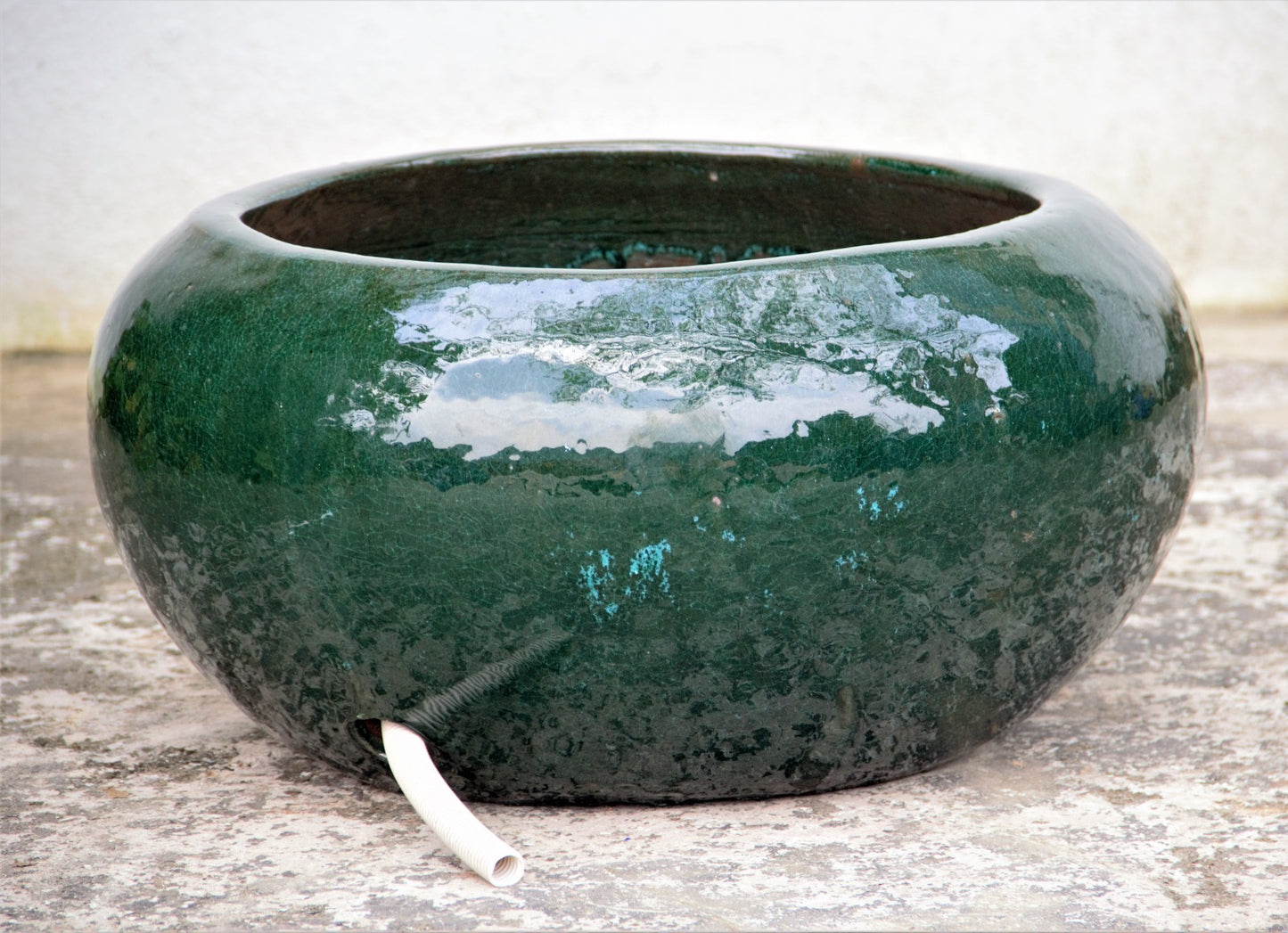 Green Bulbous Low Bowl Planter
