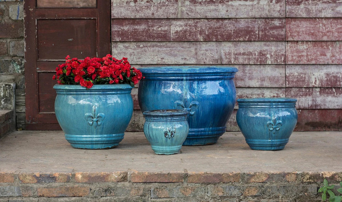 Blue planter set with embossed design