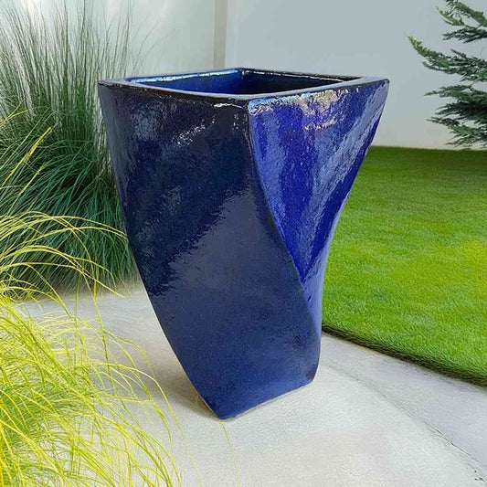 8086 Sculptural Twist Planter - 1 Piece