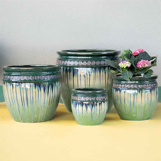 8126 Wide round embossed planter - Set of 4