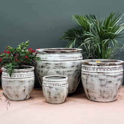 8126 Wide round embossed planter - Set of 4