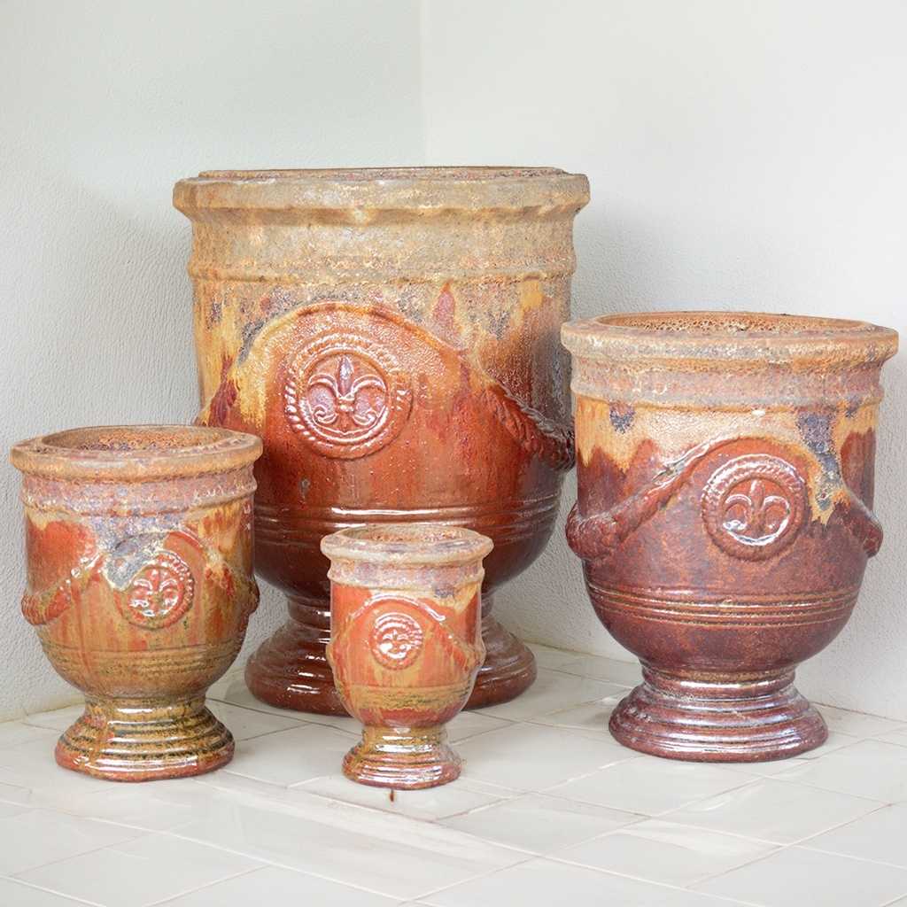 8301 Elegant Garland Pot - Set of 4