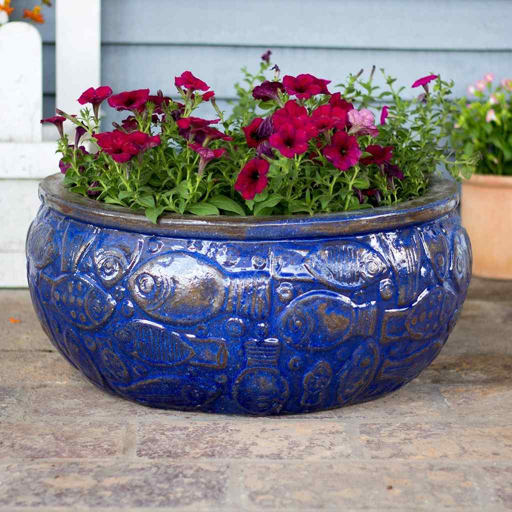Wholesale Tuscany Relief ceramic bowl planter featuring an ornate design in dark blue with rich brown accents
