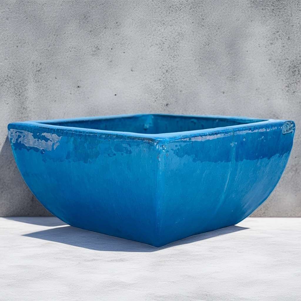8439 Sharp-Edge Square Bowl Planter - Set  of 2