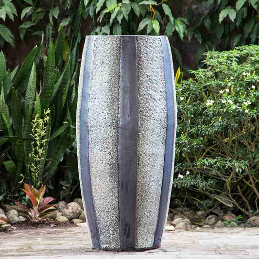 Wholesale Textured white stone-finish ceramic planter with vertical gray stripes