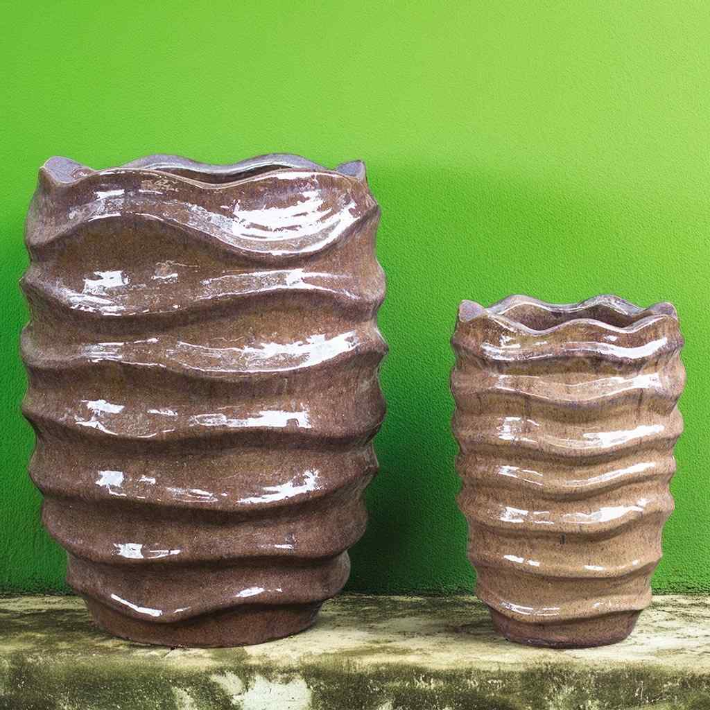 Wave rim ceramic planter in glossy brown