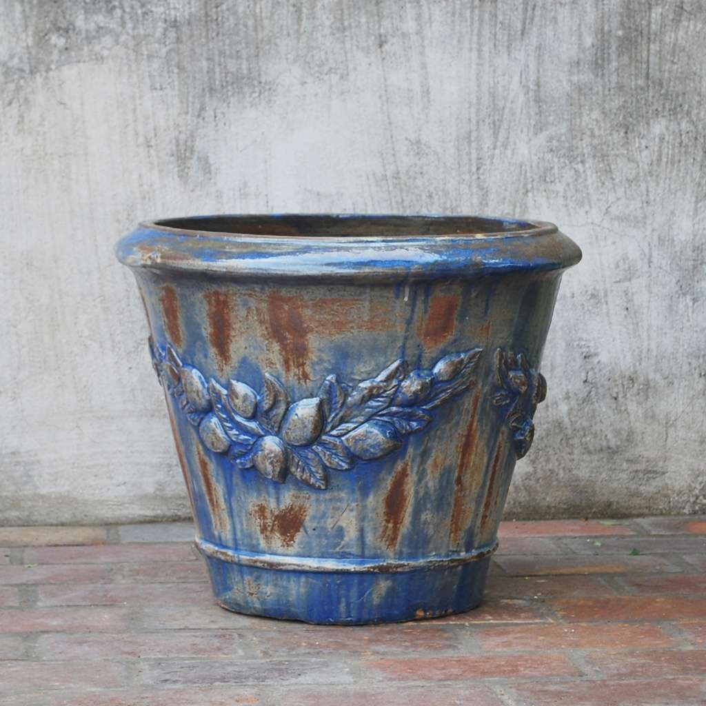 8901 Floral Scroll Planter