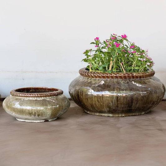 Wholesale Ripple low bowl ceramic planter with a glazed metallic brown finish