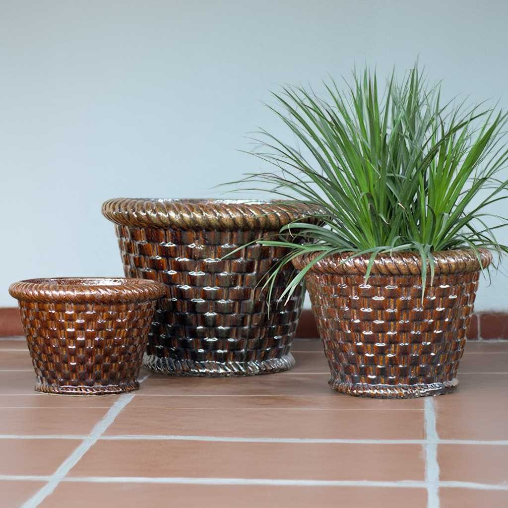 Wholesale Elegant ceramic planters with a woven-look texture in dark brown