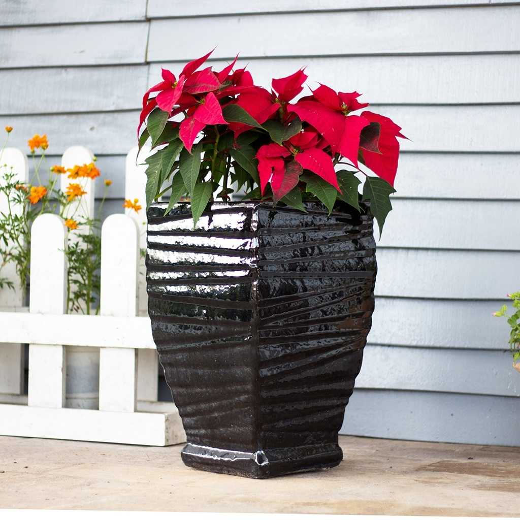 8998 Square Ridged Planter