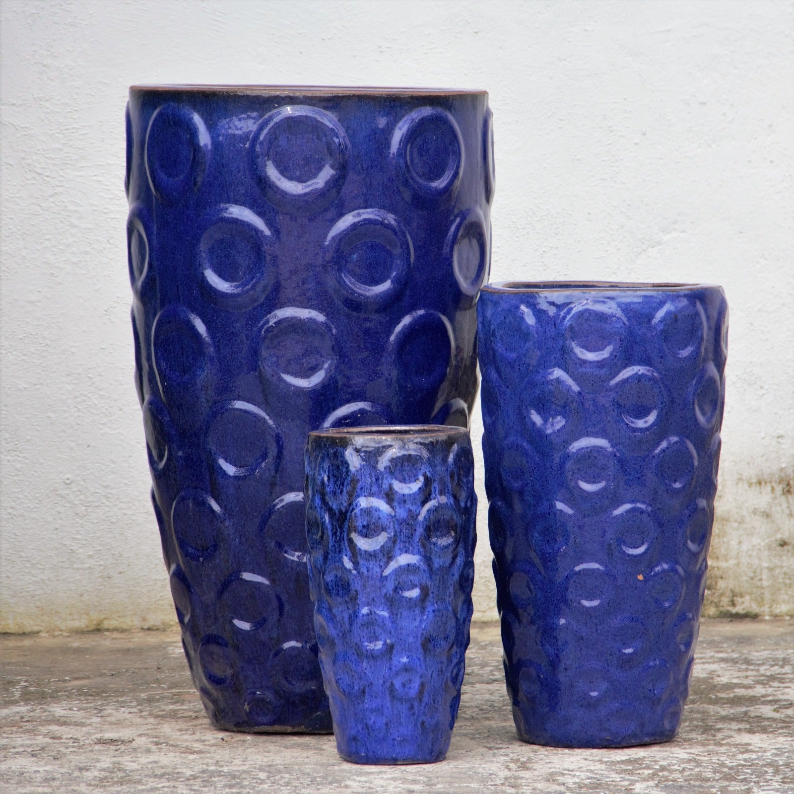 Blue Tapered Planters with Circle Texture