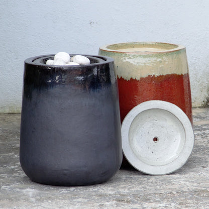 Black/gray and cream/red Textured Fountain Jar with cover